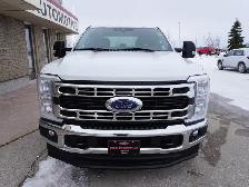 2023 Ford F-350 PREMIUM GODZILLA 7.3L V8 XLT 4x4 - Photo 7