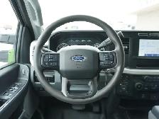 2023 Ford F-350 PREMIUM GODZILLA 7.3L V8 XLT 4x4 - Photo 19