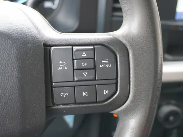 2023 Ford F-350 PREMIUM GODZILLA 7.3L V8 XLT 4x4 - Photo 21