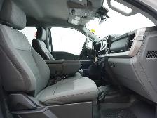 2023 Ford F-350 PREMIUM GODZILLA 7.3L V8 XLT 4x4 - Photo 30