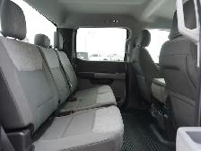 2023 Ford F-350 PREMIUM GODZILLA 7.3L V8 XLT 4x4 - Photo 32