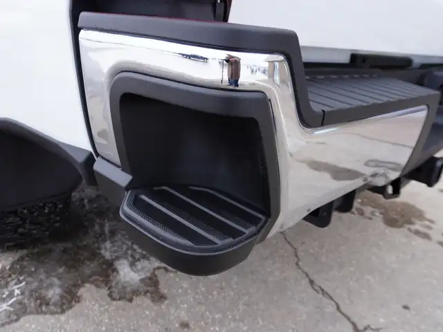 2023 Ford F-350 PREMIUM GODZILLA 7.3L V8 XLT 4x4 - Photo 39