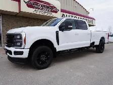 2023 Ford F-350 FX-4 4WD Crew Cab 8' Box - Godzilla 7.3L V8 ENGI - Photo 2