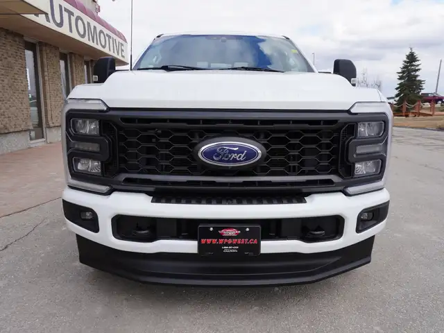 2023 Ford F-350 FX-4 4WD Crew Cab 8' Box - Godzilla 7.3L V8 ENGI - Photo 5