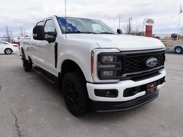 2023 Ford F-350 FX-4 4WD Crew Cab 8' Box - Godzilla 7.3L V8 ENGI - Photo 7