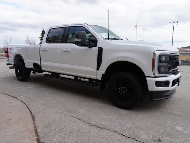 2023 Ford F-350 FX-4 4WD Crew Cab 8' Box - Godzilla 7.3L V8 ENGI - Photo 8