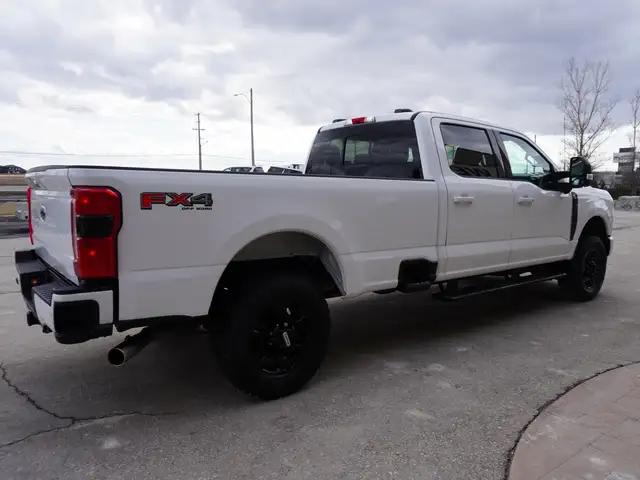 2023 Ford F-350 FX-4 4WD Crew Cab 8' Box - Godzilla 7.3L V8 ENGI - Photo 9