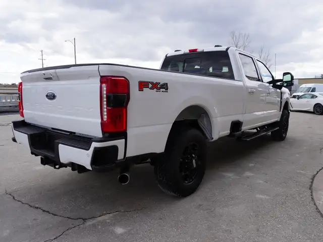 2023 Ford F-350 FX-4 4WD Crew Cab 8' Box - Godzilla 7.3L V8 ENGI - Photo 10