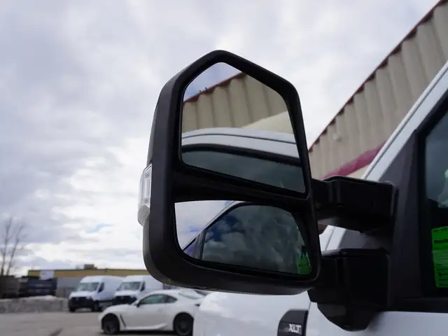 2023 Ford F-350 FX-4 4WD Crew Cab 8' Box - Godzilla 7.3L V8 ENGI - Photo 15