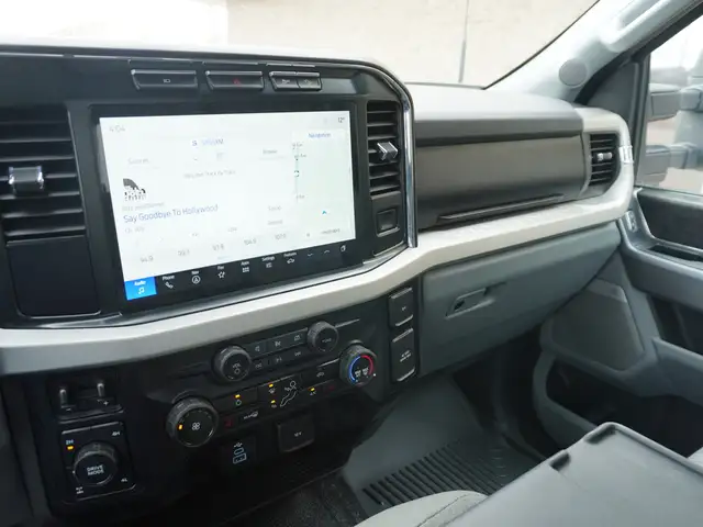 2023 Ford F-350 FX-4 4WD Crew Cab 8' Box - Godzilla 7.3L V8 ENGI - Photo 22
