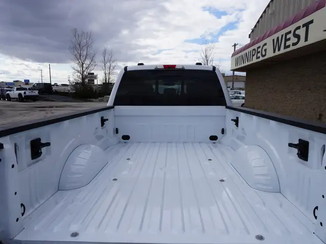 2023 Ford F-350 FX-4 4WD Crew Cab 8' Box - Godzilla 7.3L V8 ENGI - Photo 39