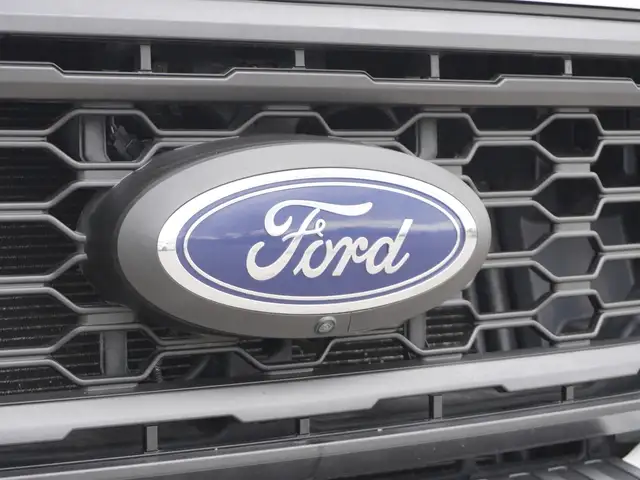 2023 Ford F-350 FX-4 4WD Crew Cab 8' Box - Godzilla 7.3L V8 ENGI - Photo 50