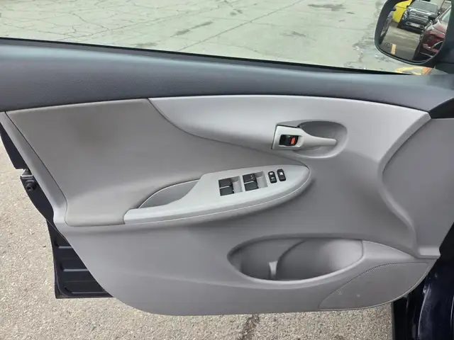 2011 TOYOTA COROLLA LE, AUTOMATIQUE - Photo 9