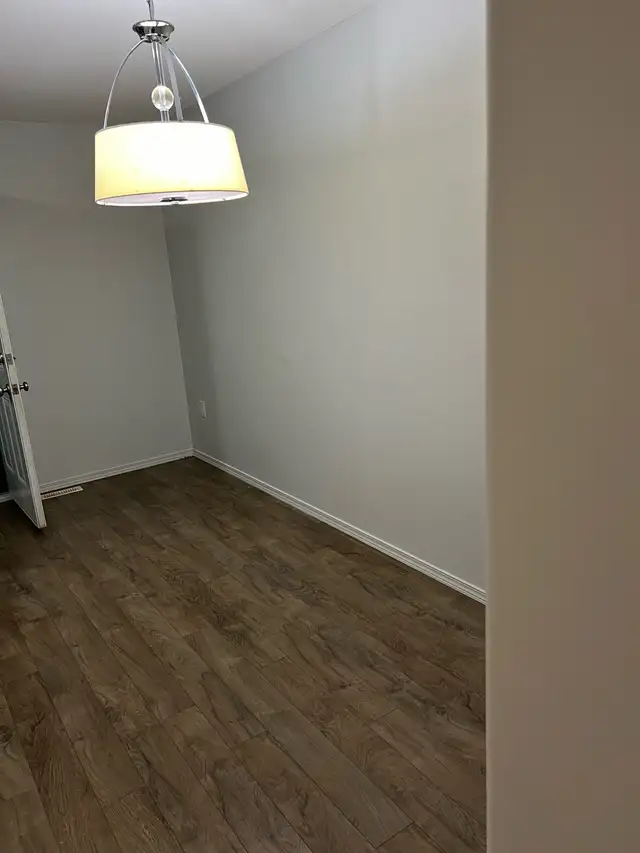 North Battleford - 3 Bedrooms House available for rent - Photo 3