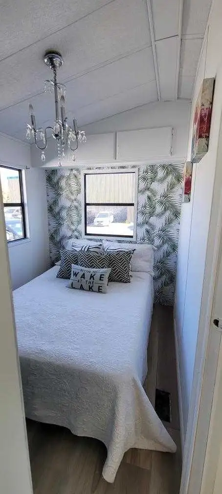 Mobile home ready to go $33000 - Photo 6