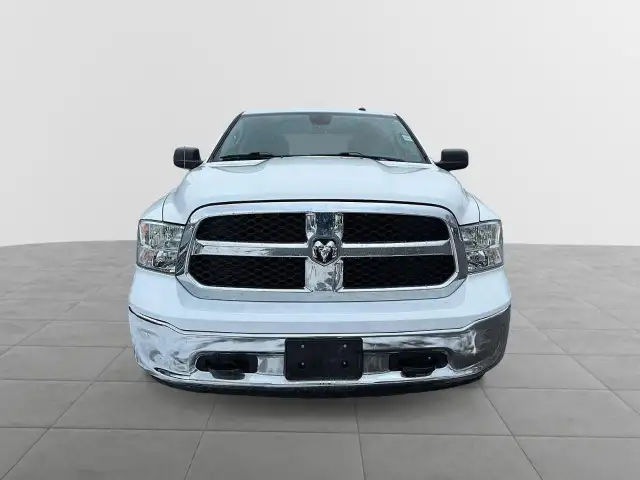 2023 RAM 1500 Classic SLT SLT | Save $ 31,252 vs New - Photo 3
