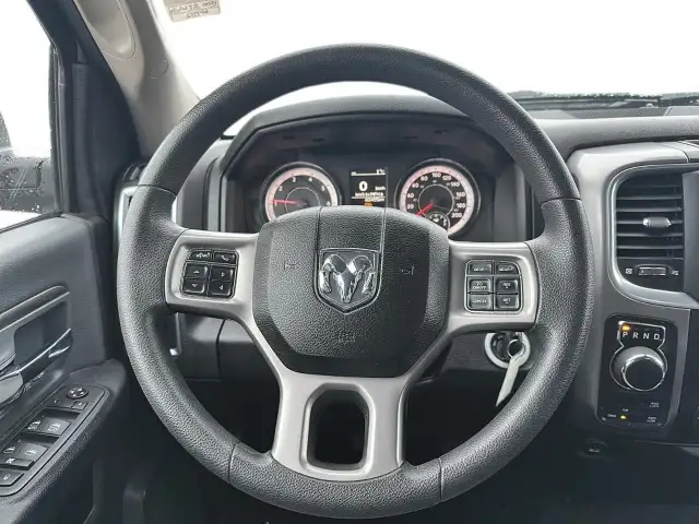 2023 RAM 1500 Classic SLT SLT | Save $ 31,252 vs New - Photo 10