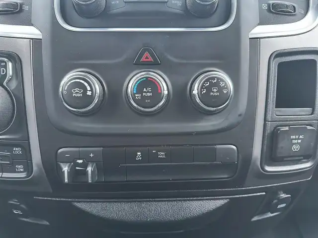 2023 RAM 1500 Classic SLT SLT | Save $ 31,252 vs New - Photo 15