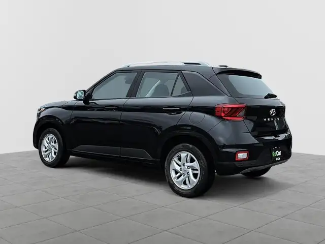 2023 Hyundai Venue Preferred Preferred | Heated Seats | Lane... - Photo 6