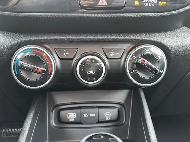 2023 Hyundai Venue Preferred Preferred | Heated Seats | Lane... - Photo 13