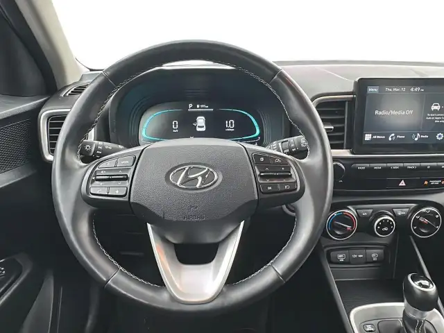 2023 Hyundai Venue Preferred Preferred | Heated Seats | Lane... - Photo 16