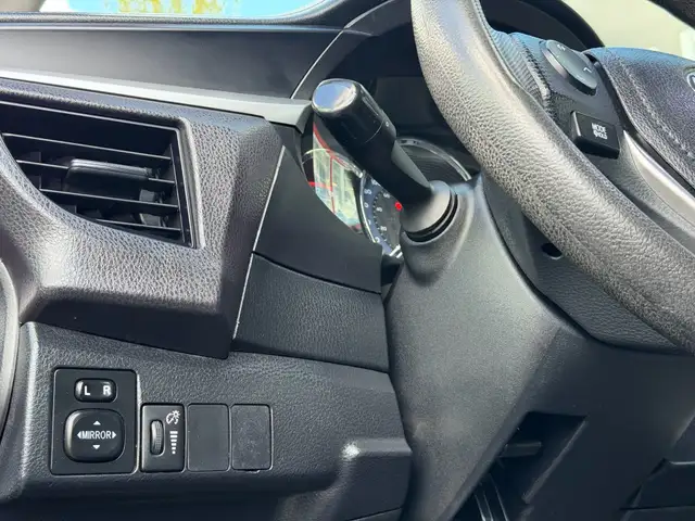 2014 Toyota Corolla 4dr Sdn Auto CE, Reliable, Fuel Efficient, F - Photo 18