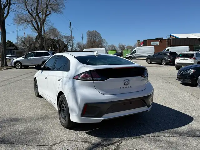 2020 Hyundai Ioniq Hybrid HYBRID l Preferred l 1.6L l 4Cyl l Car - Photo 4