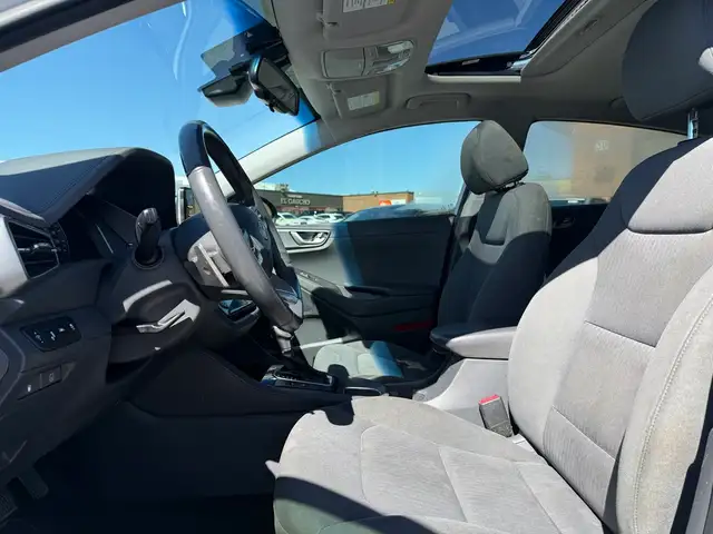 2020 Hyundai Ioniq Hybrid HYBRID l Preferred l 1.6L l 4Cyl l Car - Photo 16