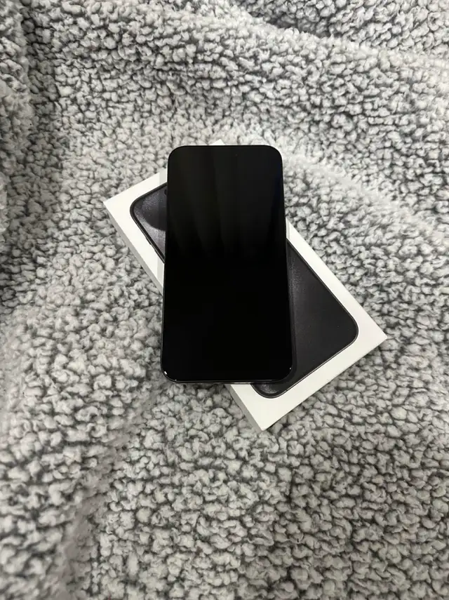 BRAND NEW IPHONE 15 PRO MAX - Photo 2