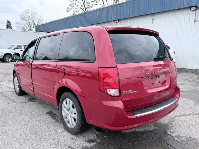 2015 Dodge Grand Caravan - Photo 4