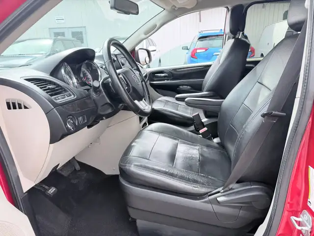 2015 Dodge Grand Caravan - Photo 14