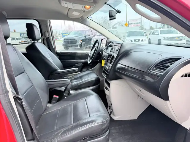 2015 Dodge Grand Caravan - Photo 17