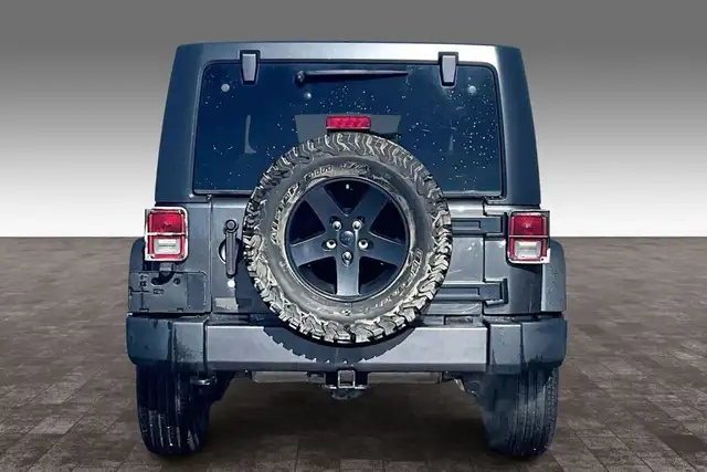 2017 Jeep Wrangler 4WD UNLIMITED - Photo 4