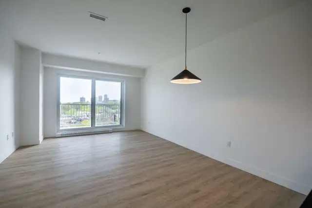 Magnifique 3 1/2 sur le chemin Ste-Foy - Photo 4