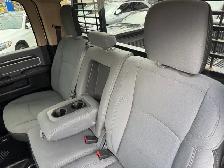 2020 Ram 3500 BIG HORN | FINANCE | REAR CAMERA - Photo 33