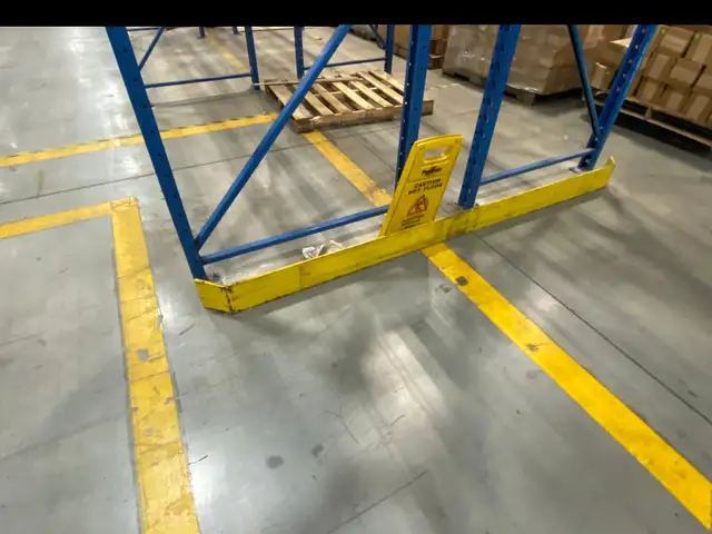 Used End Of Aisle Guards for PALLET RACKING - Photo 2