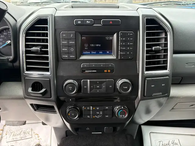 2018 Ford F-550 Reg Cab Cube XLT RWD 6.7L - Clean Title - Photo 18