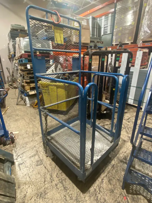 Kleton Man Cage for forklift on casters