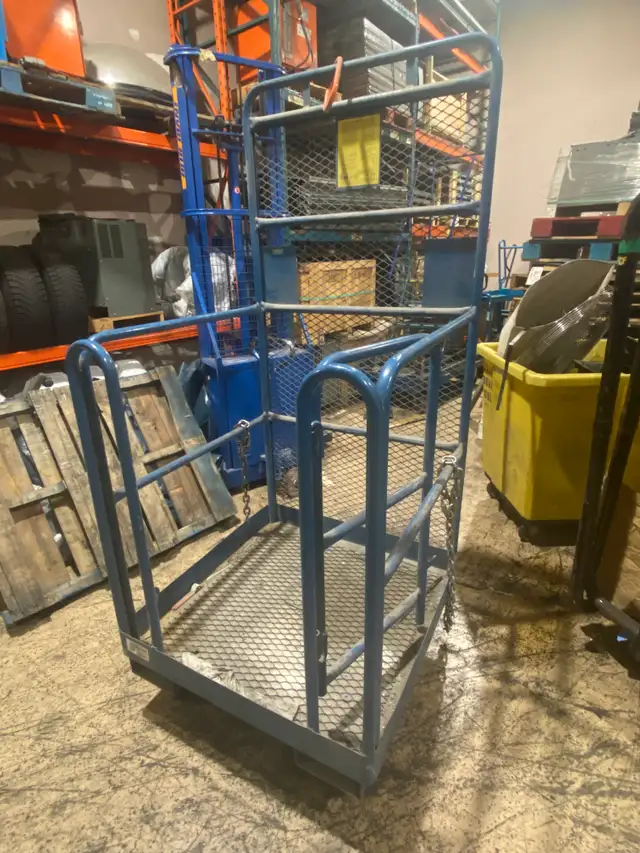 Kleton Man Cage for forklift on casters - Photo 2
