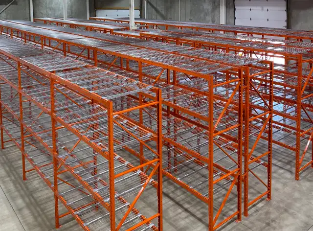 Wire mesh decking for pallet racking - Photo 3