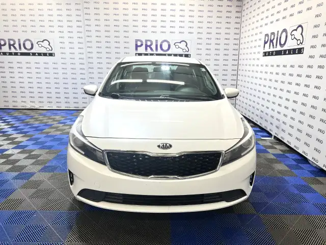 2018 Kia Forte - Photo 8