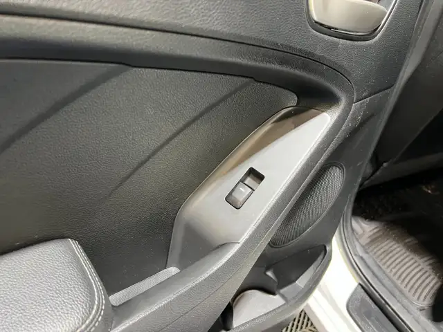 2018 Kia Forte - Photo 15