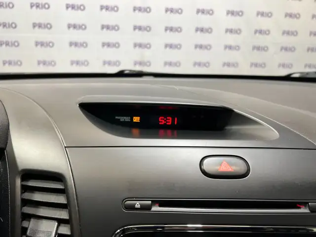 2018 Kia Forte - Photo 25