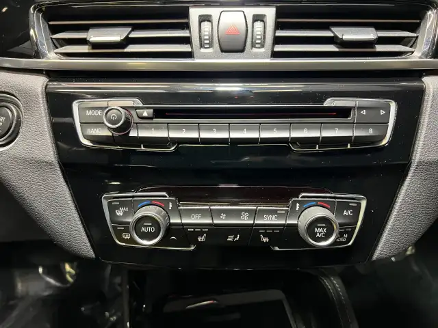 2016 BMW X1 - Photo 26