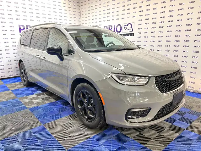 2025 Chrysler Pacifica - Photo 7