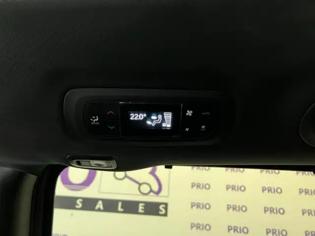 2025 Chrysler Pacifica - Photo 29