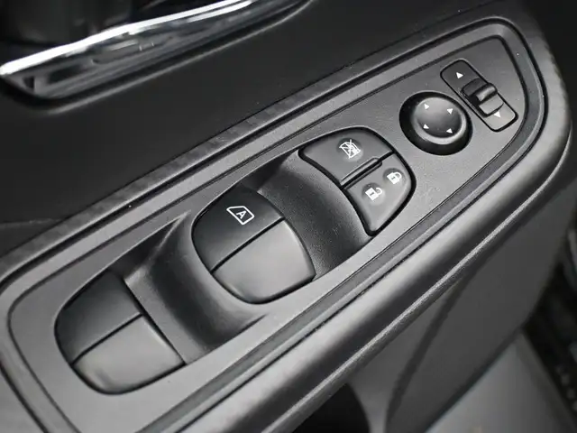 2024 Nissan Versa SV - Photo 6