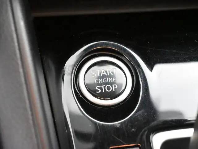 2024 Nissan Versa SV - Photo 8