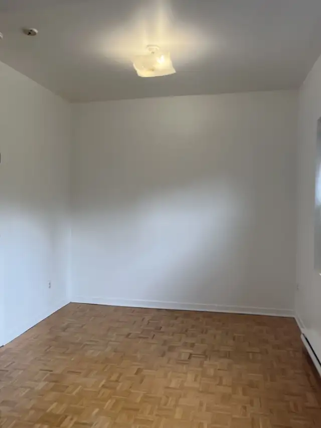 one bedroom near McGill - ID 3374 - Photo 4