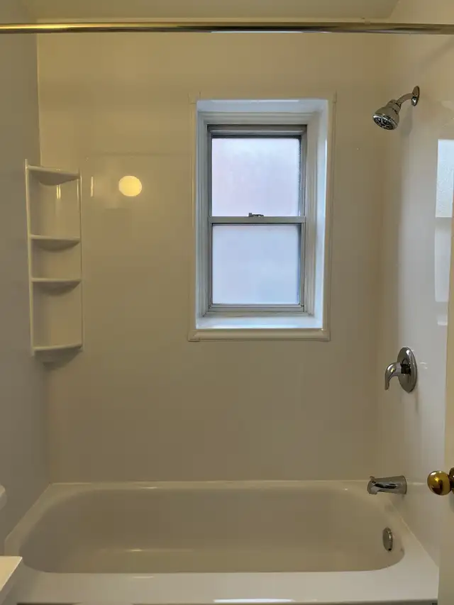 one bedroom near McGill - ID 3374 - Photo 10